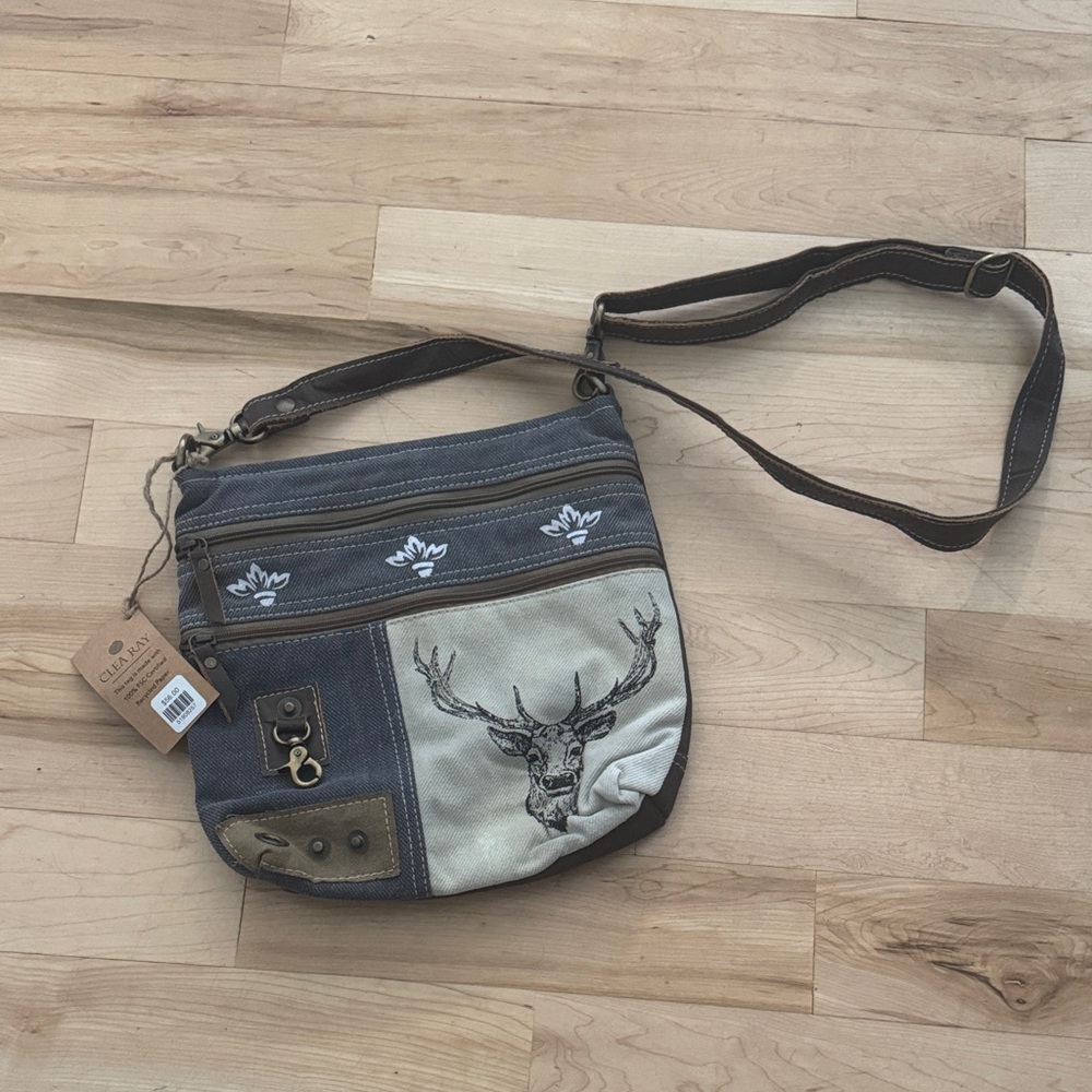 Elegant Deer Print Messenger Bag